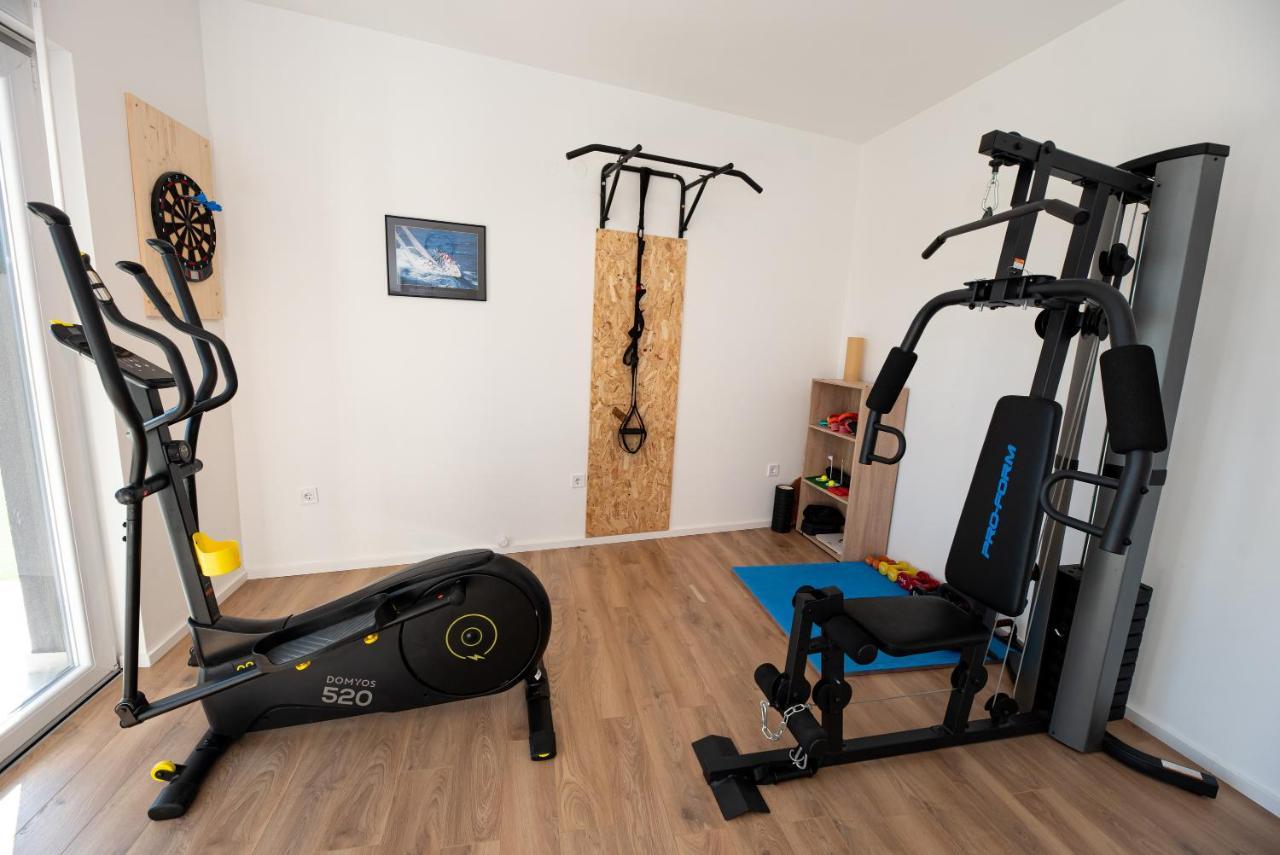 Villa Sportiva Zadar With Private Heated Pool Екстериор снимка